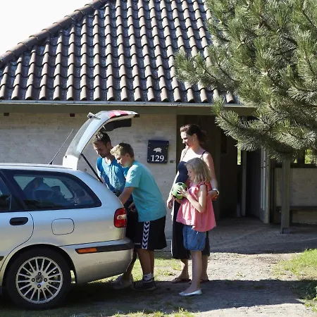 Xiv Karrebæksminde
